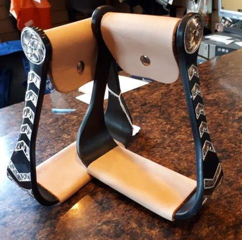 Aluminum and Black Stirrups Western