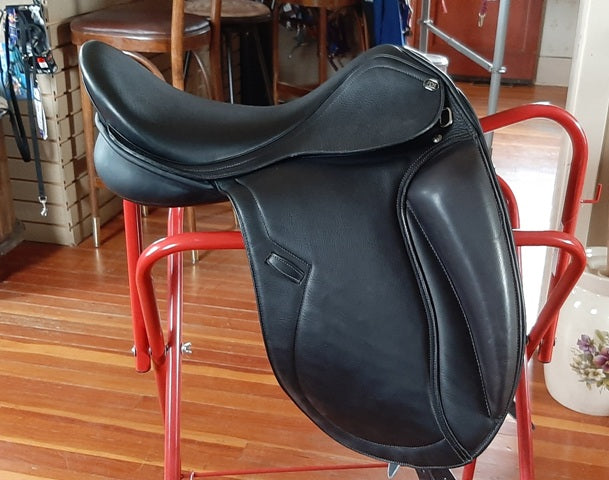 PDS Carl Hester Integro Mono Flap Dressage Saddle - 17"